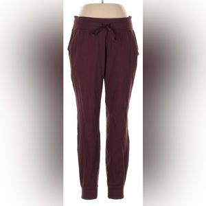 LULULEMON BURGUNDY SIZE 12 MODERN JOGGERS